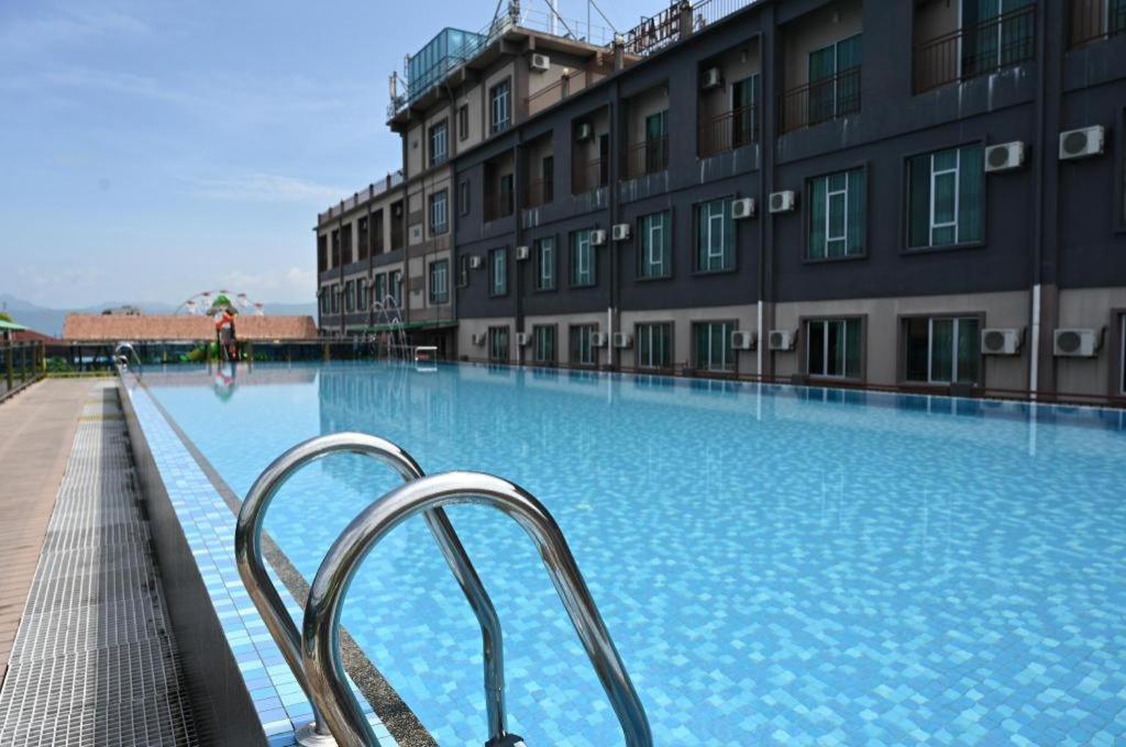 เซนัง วิว โฮเทล Hotel ปันไตเจอนัง ภายนอก รูปภาพ